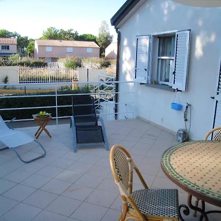 House With 2 Bedrooms In With Enclosed Garden And Wifi 50 M From The Borgo (Corsica)