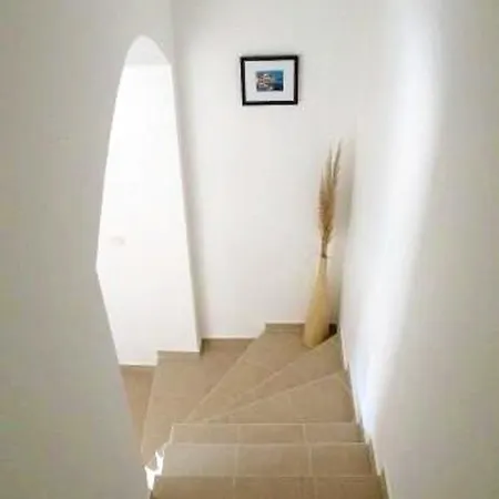 Сasa de vacaciones House With 2 Bedrooms In With Enclosed Garden And Wifi 50 M From The Borgo (Corsica)