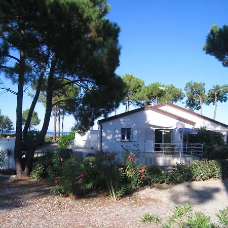 House With 2 Bedrooms In With Enclosed Garden And Wifi 50 M From The Сasa de vacaciones Borgo (Corsica)
